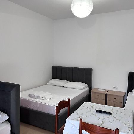 Vila Albi Ксамил Екстериор снимка