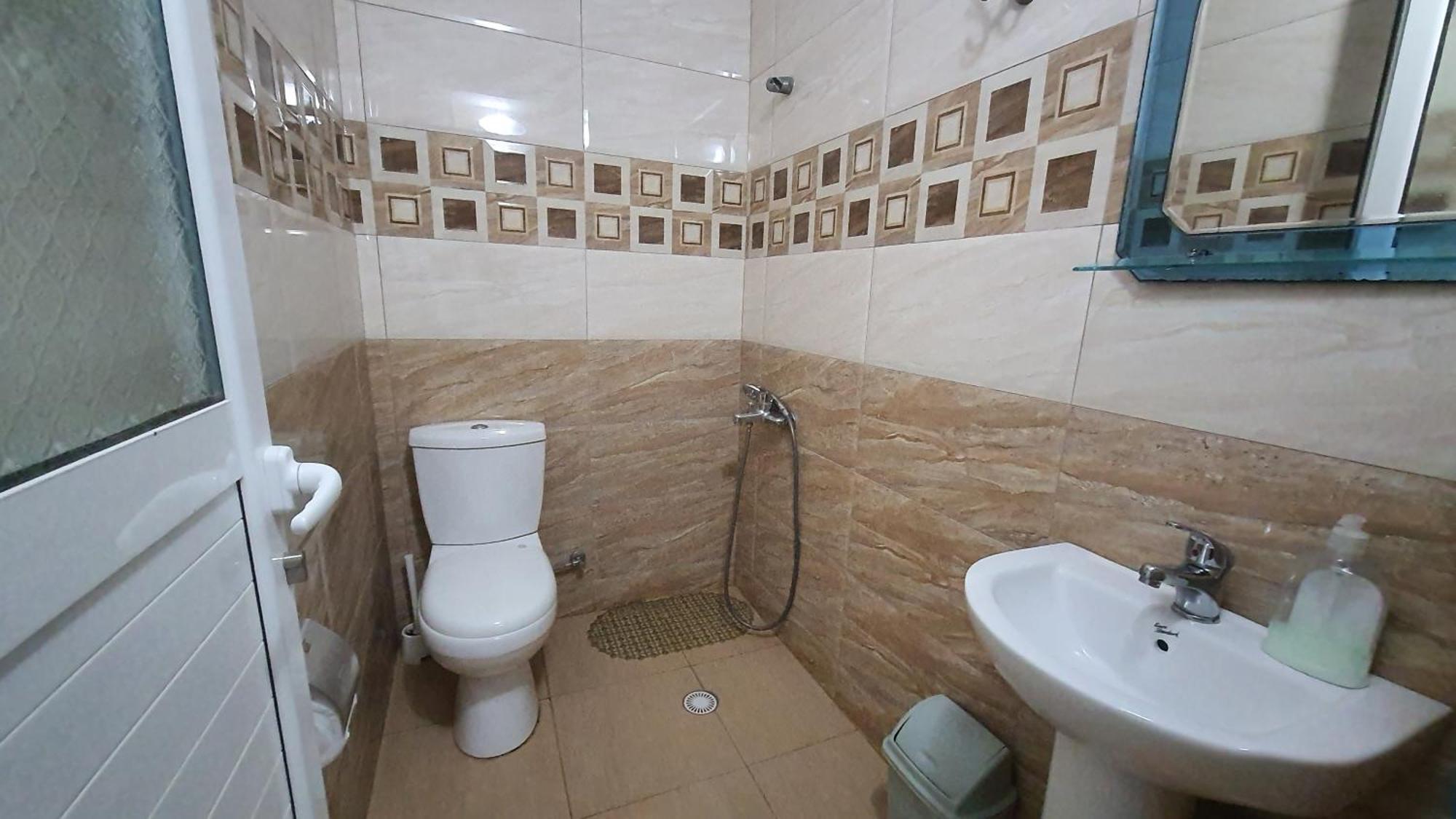 Vila Albi Ксамил Екстериор снимка