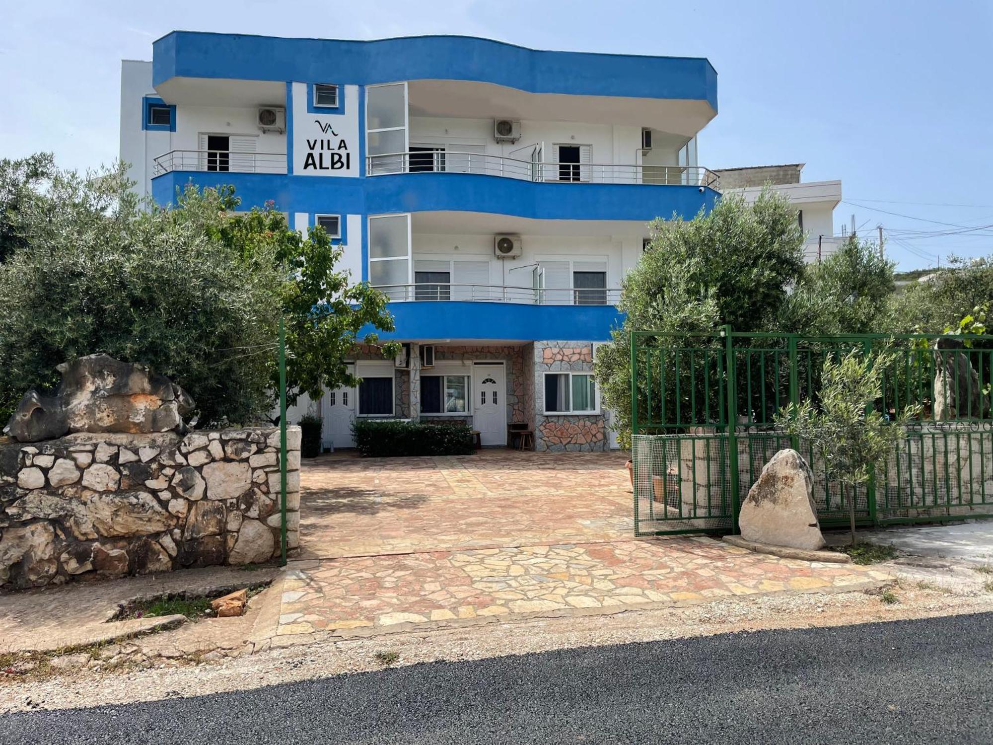 Vila Albi Ксамил Екстериор снимка