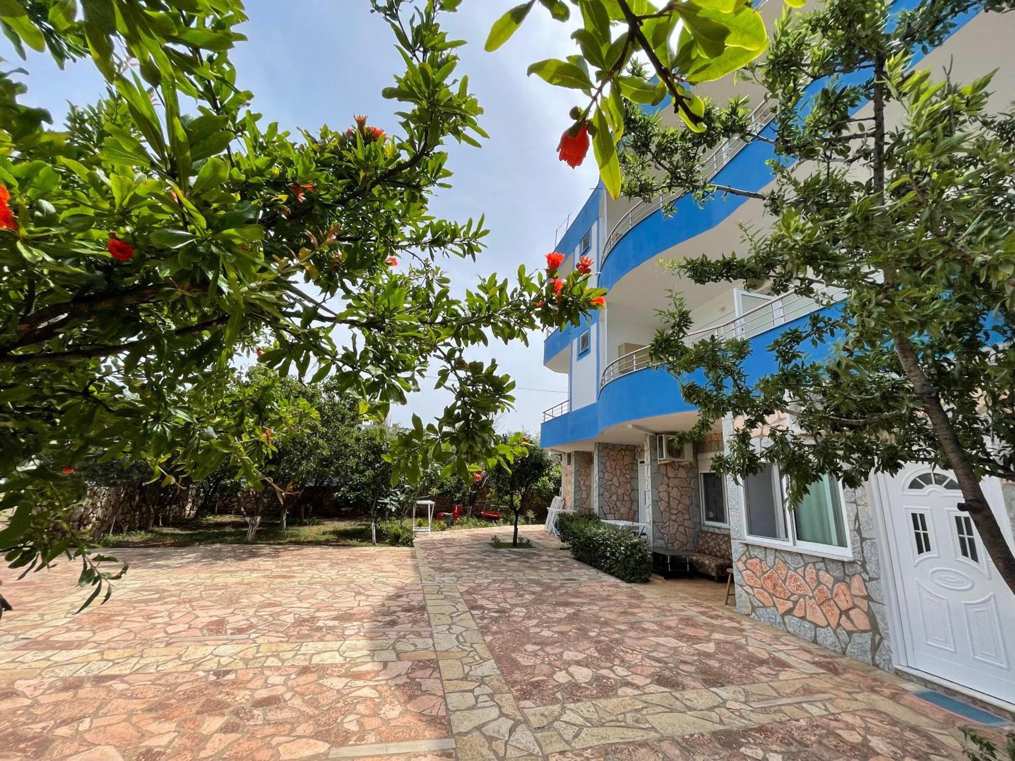 Vila Albi Ксамил Екстериор снимка