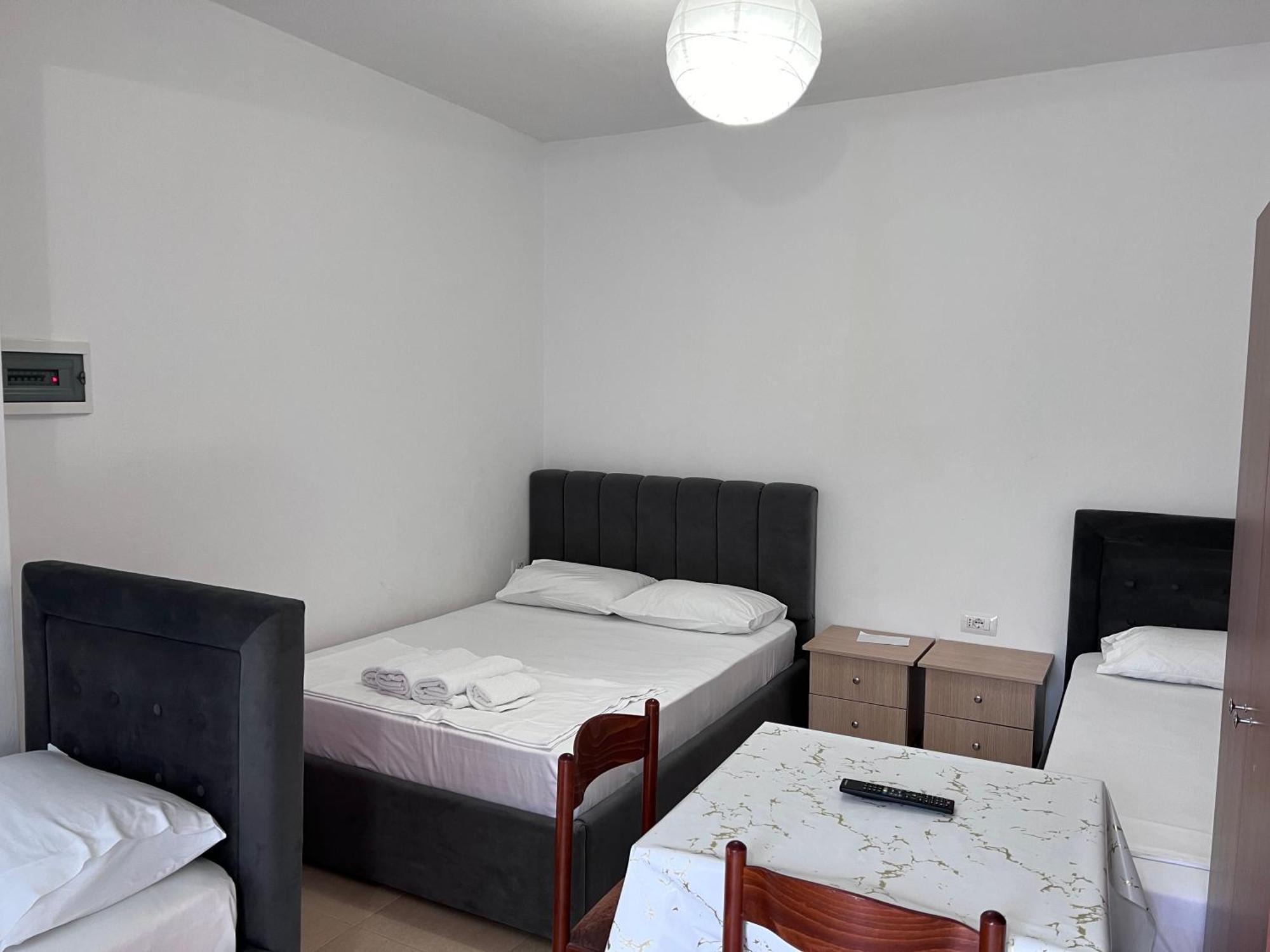 Vila Albi Ксамил Екстериор снимка